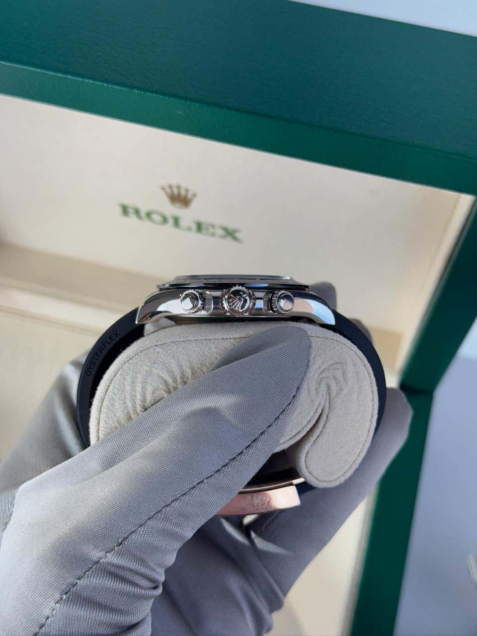 Rolex Cosmograph Daytona Silver with fiber belt