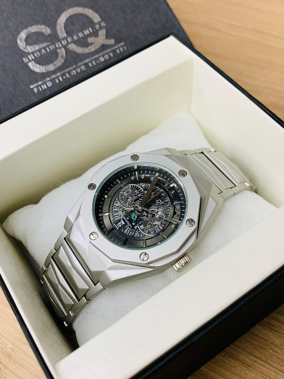 Hublot Stainless steel Diamond cut skeleton watch
