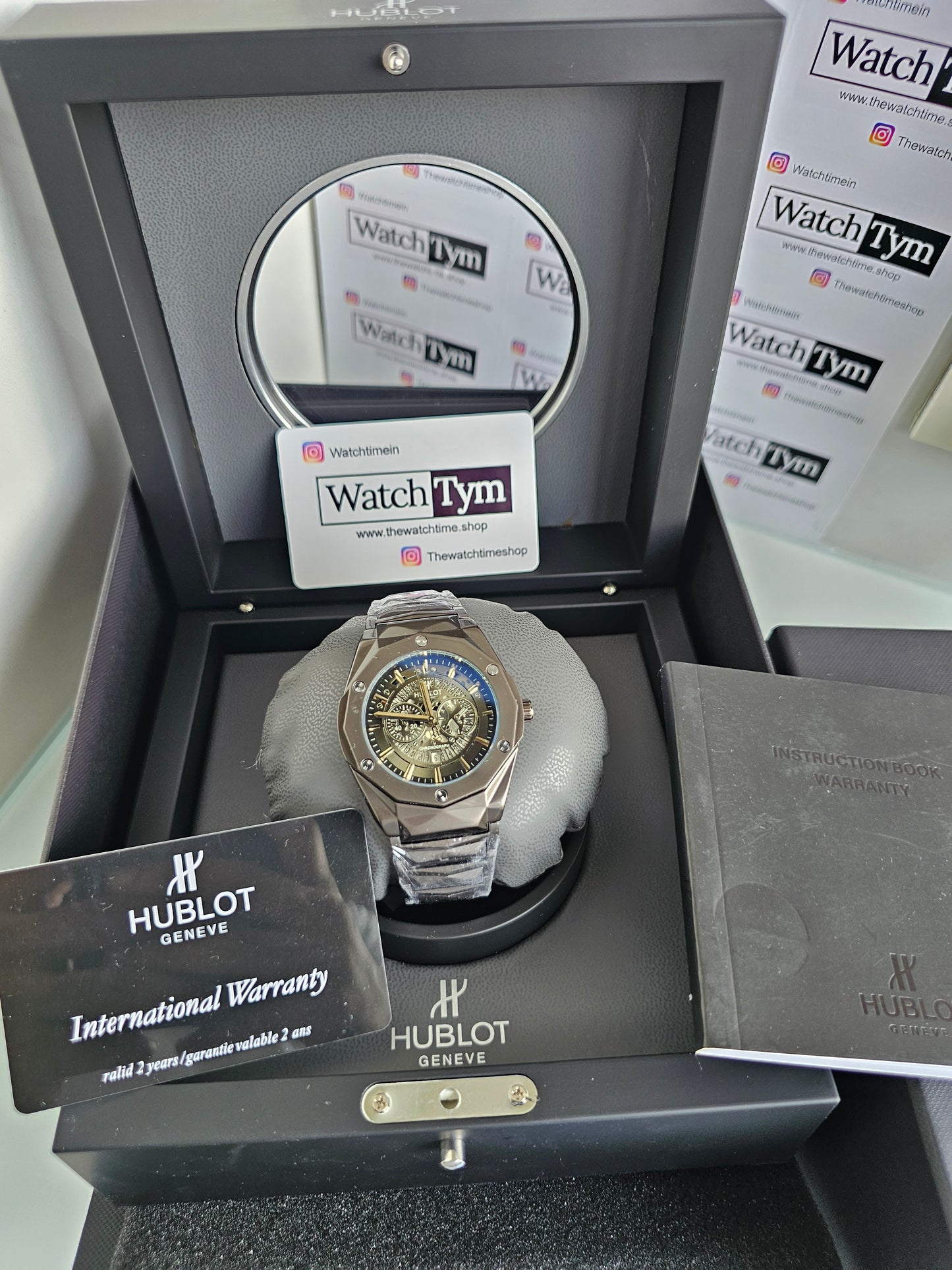 Hublot Stainless steel Diamond cut skeleton watch