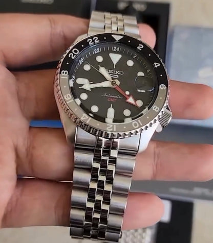 Seiko 5 GMT stainless steel Black Dial black Bezel  watch